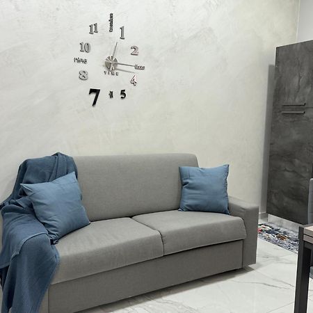 Vesuvius House Apartment เนเปิลส์ ภายนอก รูปภาพ