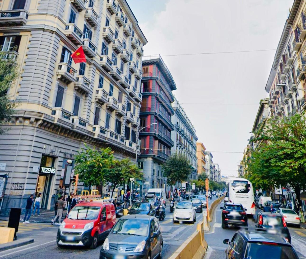 Vesuvius House Apartment เนเปิลส์ ภายนอก รูปภาพ