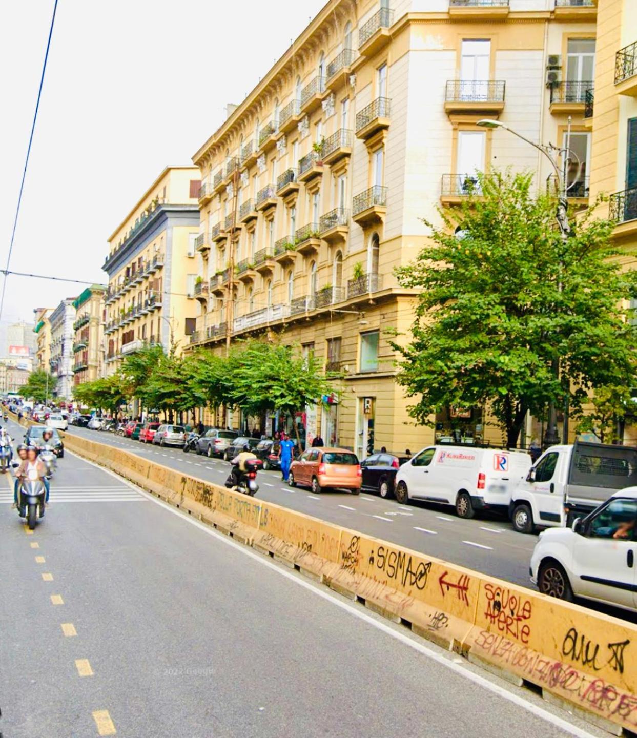 Vesuvius House Apartment เนเปิลส์ ภายนอก รูปภาพ